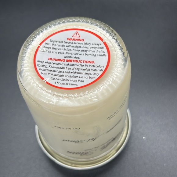 Soy wax candle, hand poured. Banana Nut Bread. - Picture 4 of 4